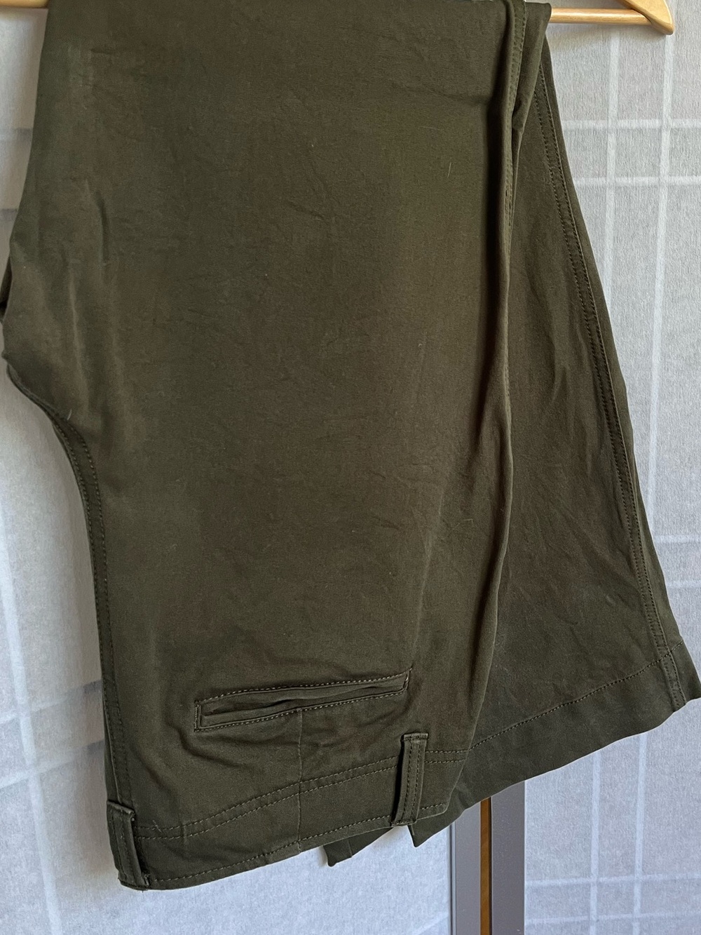 Eddie Bauer Vashon Fit Midweight Pants Olive Size 8 Straight Leg